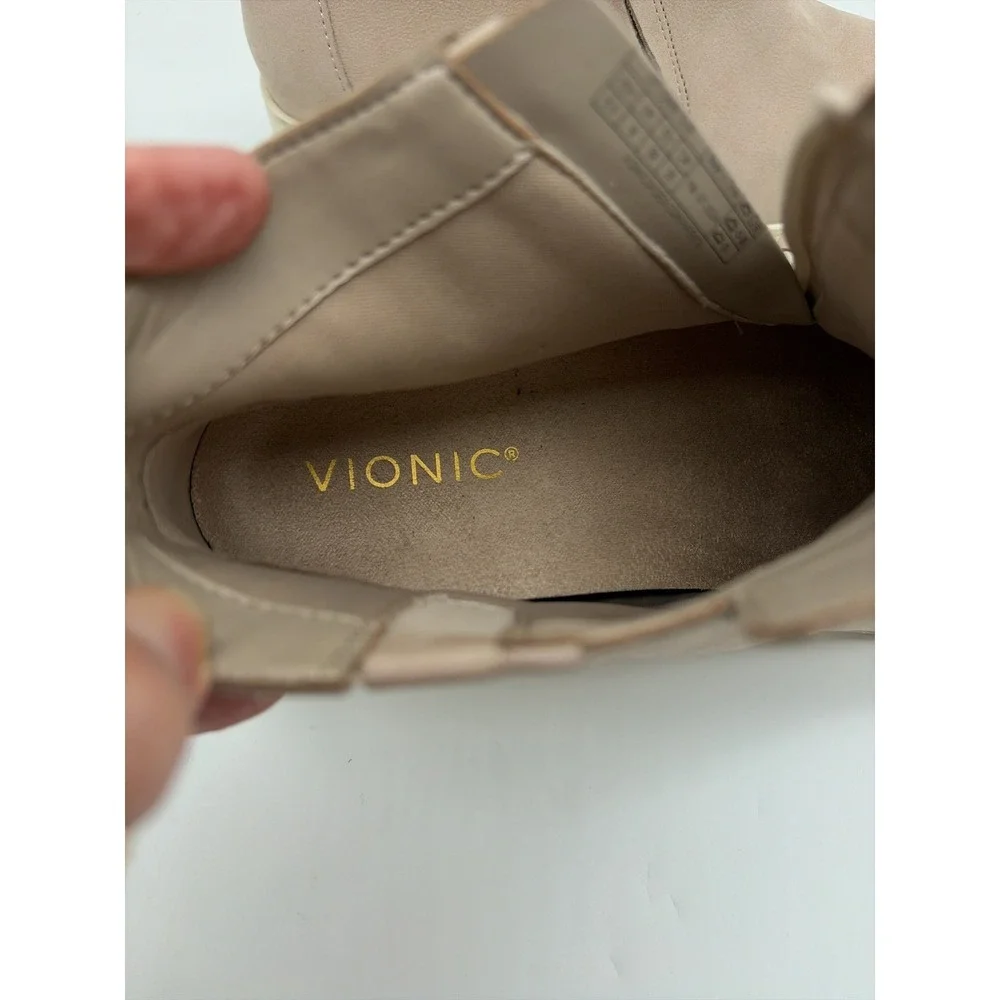 Vionic Uptown Sur Weatherproof Taupe Nubuck‎ Ankle Boots Lug Sole Womens 8.5